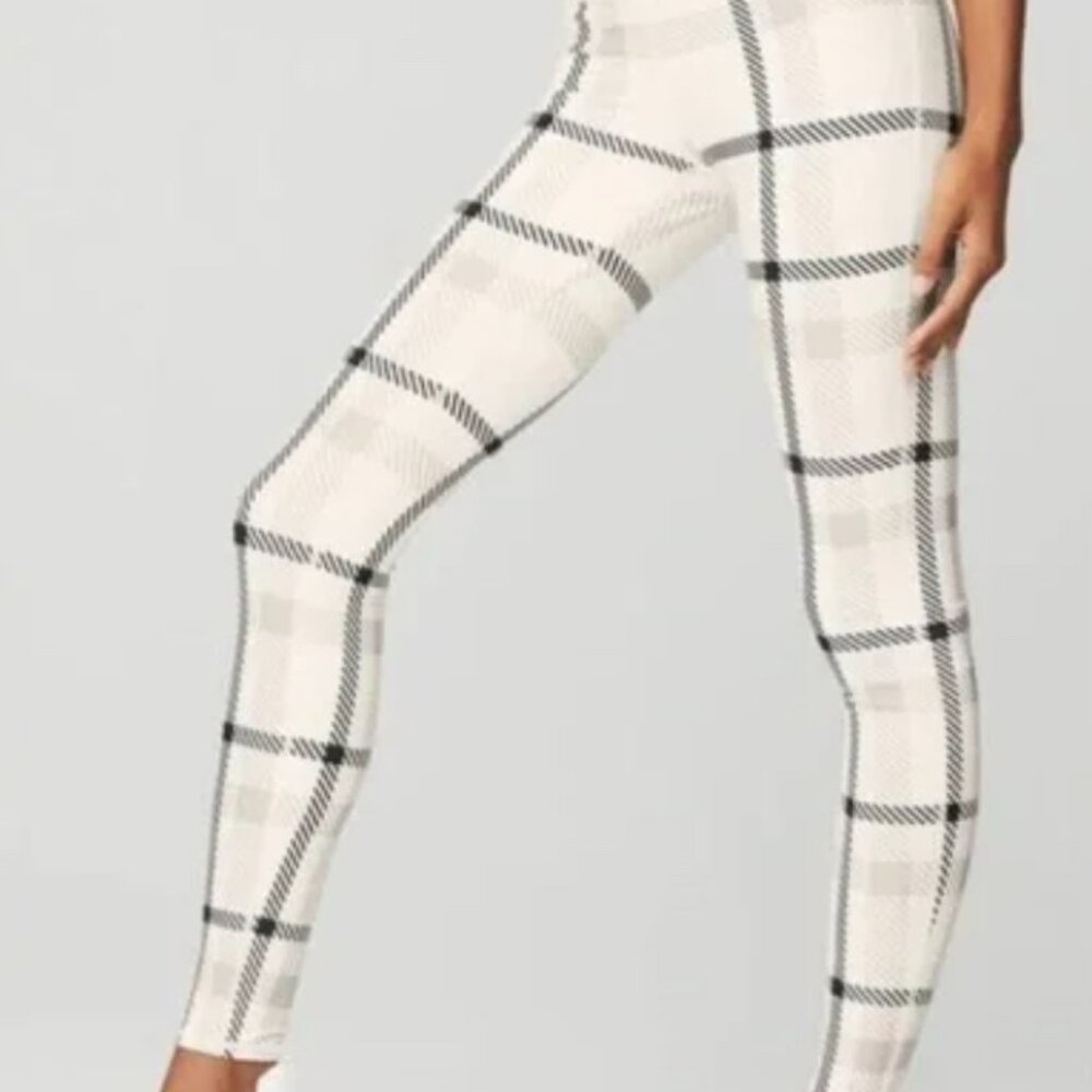 NWOT ALO Yoga Airlift High Waisted Magnified Plaid Leggings Lg